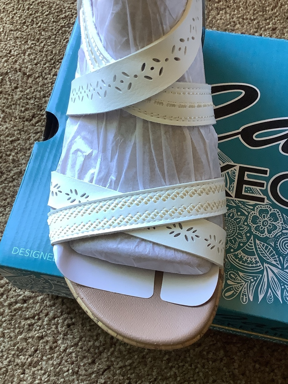 New in Box - Skechers Cali Beverlee Delicate Glow Wedge Sandal - White size 7 - Picture 5 of 6